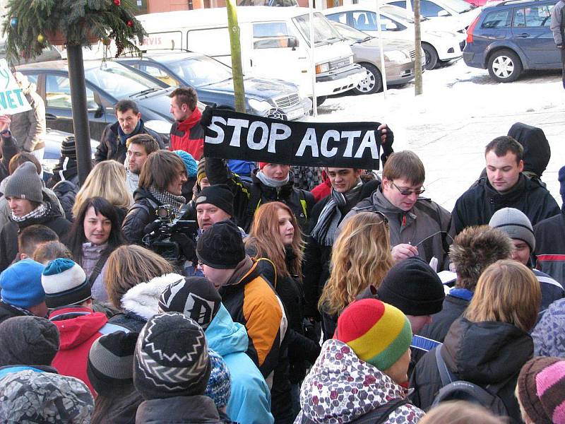 Šumperská demostrace proti ACTA, čtvrtek 2. února 2012