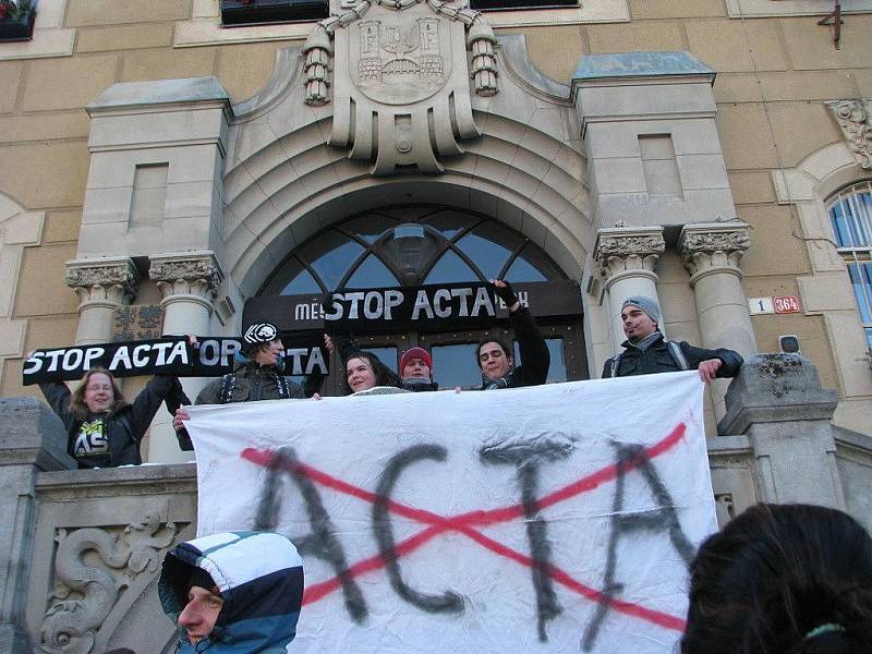 Šumperská demostrace proti ACTA, čtvrtek 2. února 2012