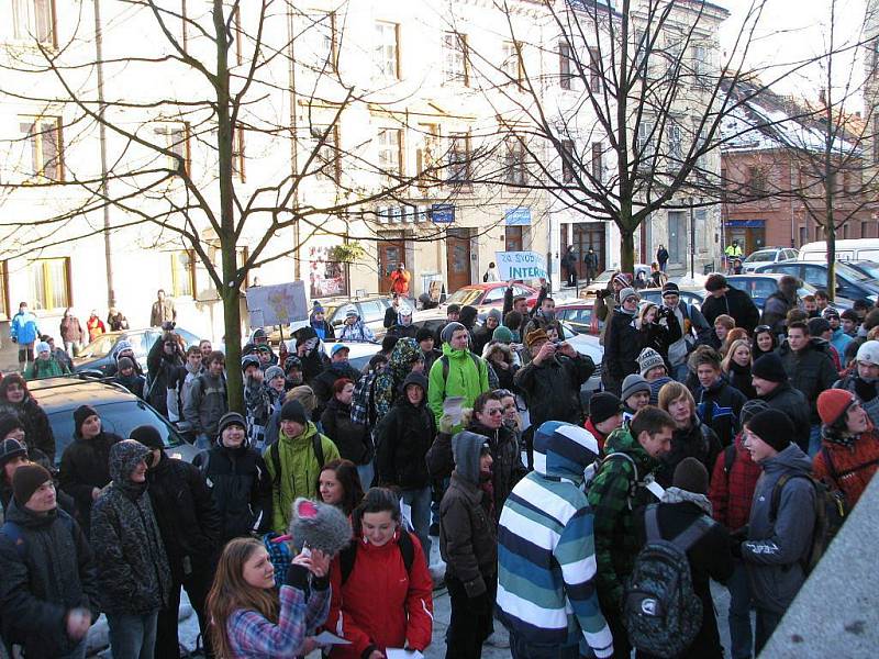 Šumperská demostrace proti ACTA, čtvrtek 2. února 2012