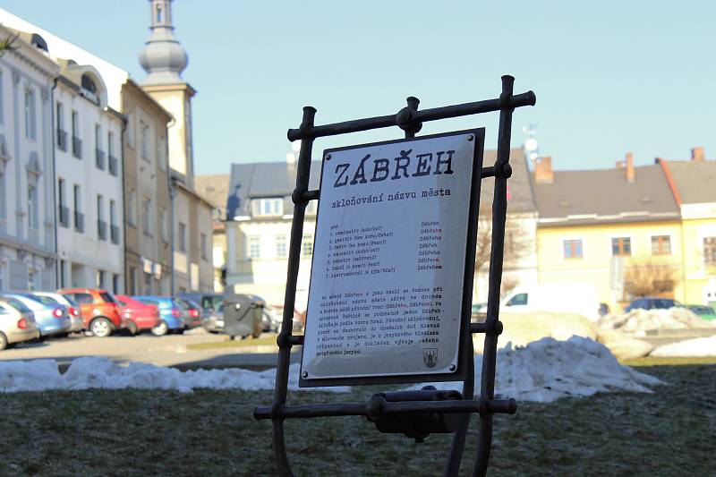 Tabulka se skloňováním názvu města Zábřeh.