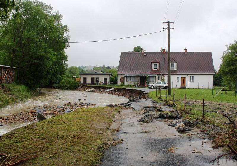 Velká voda na Jesenicku, čtvrtek 29. května.