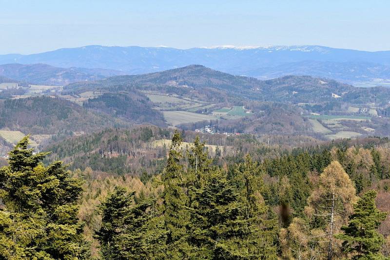 Otevření nadhledny na vrchu Háječek u Zborova