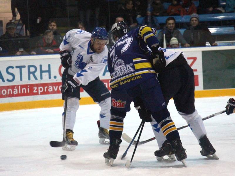 Draci Šumperk - HC Bobři Valašské Meziříčí 2:1.