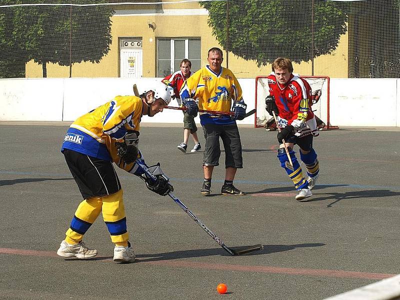 Hokejbalový turnaj v Benátkách, zúčastnil se také tým DraFans Šumperk