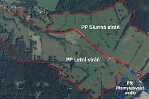 NOVÉ přírodní památky v Jeseníkách navazují na rezervaci Přemyslovské sedlo. Slunná stráň se rozkládá na ploše 38 hektarů  a Letní stráň má 52 hektarů.