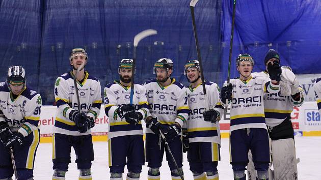 Hokejisté Šumperku po měsíci slaví vítězství, doma porazili Sokolov.
