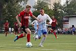 Fotbalisté Olešnice (v bílém) prohráli v Mohelnici pohárový zápas s Opavou 0:6.