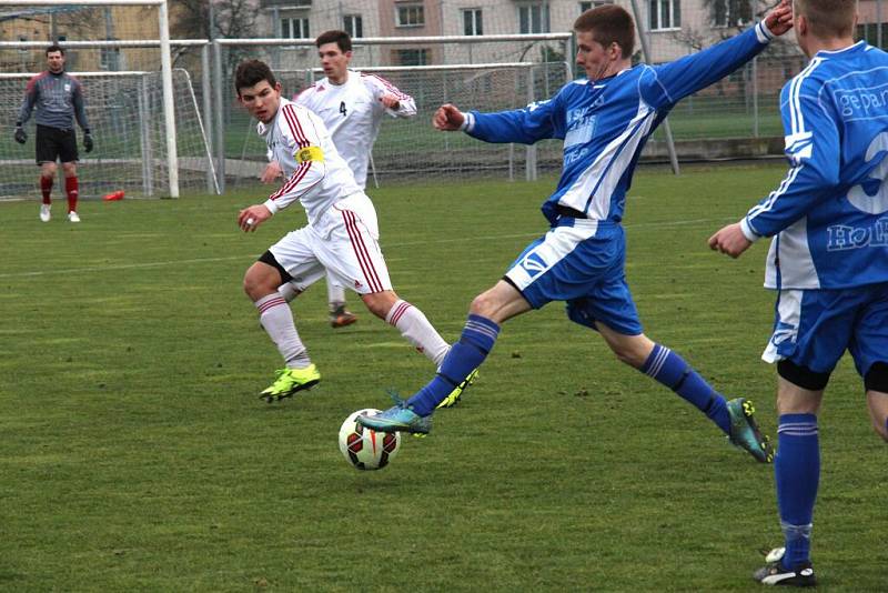 Fotbalisté Sulka Zábřeh (v modrém) proti Kojetínu