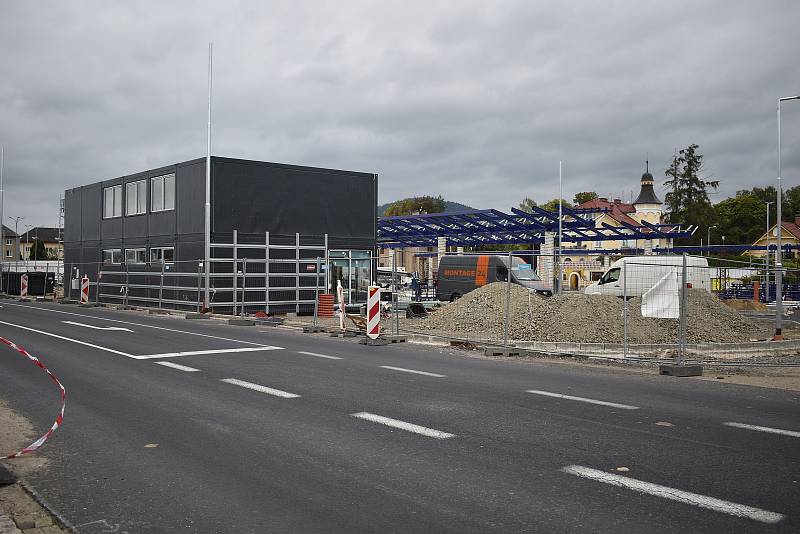 Rekonstruované autobusové nádraží v Šumperku ve čtvrtek 24. září.