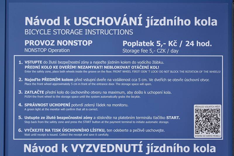 Nový přestupní terminál Šumperk - cyklověž v prostoru přednádraží.