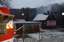 Požár komína a střechy rodinného domu v Bedřichově u Oskavy.