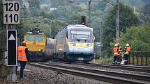 Na hlavním koridoru u Hoštejna na Zábřežsku vyjely ve čtvrtek 15. září vlaky dva proti sobě. Zastavily ve vzdálonosti pouhých 60 metrů.