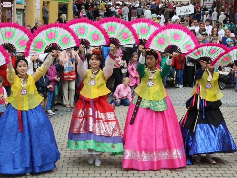 Čtyřiadvacátý ročník Mezinárodního folklorního festivalu v Šumperku 