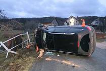 Nehoda ve středu 5. ledna 2022 v Uhelné na Jesenicku.
