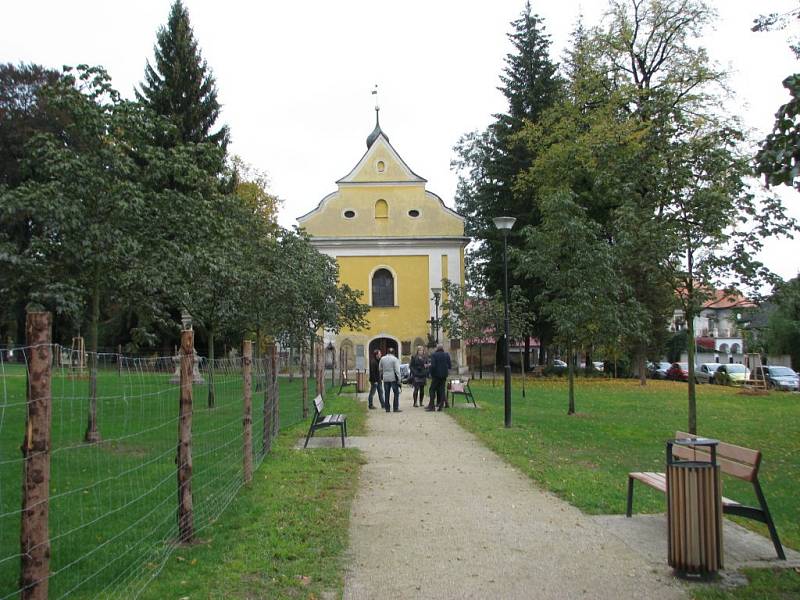 Revitalizace sídliště Evaldova a přilehlých Jiráskových sadů.