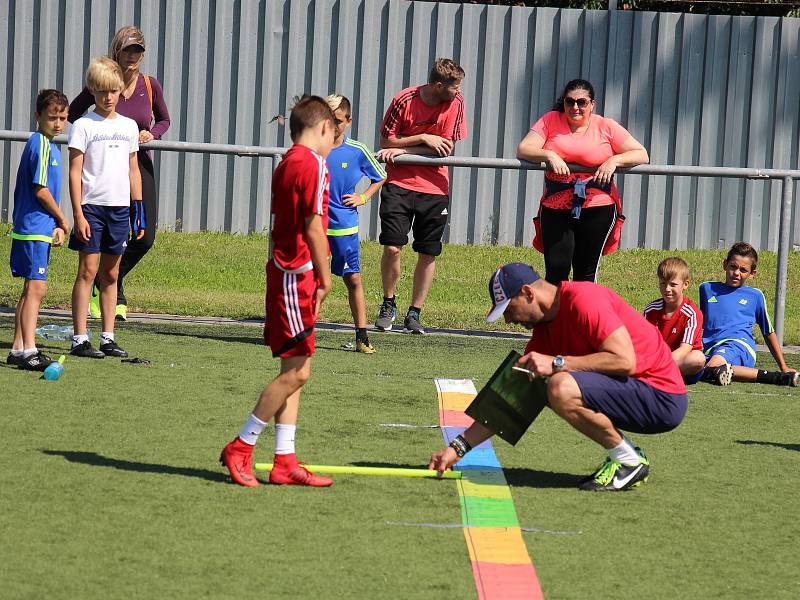 Desítky hráčů FK Šumperk podstoupily testování v rámci projektu ProFútbolAnalytics.