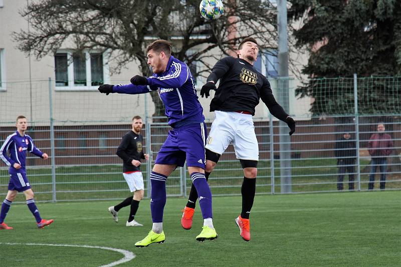 Mohelnice slaví v krajském přeboru první výhru jara, když ovládla nedělní derby na hřišti Zábřehu