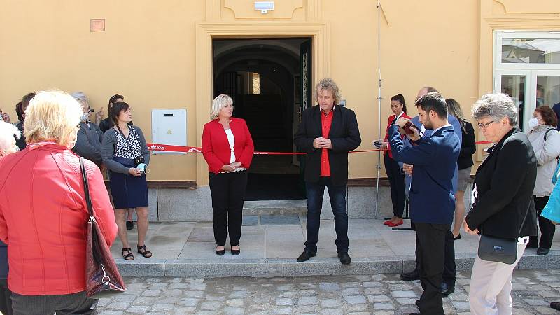 Město Javorník nechalo opravit budovu bývalého soudu. Slavnostní otevření se uskutečnilo 1. června.