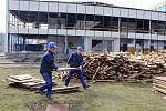 Demolice sportovní haly v Jeseníku 13. března 2017.