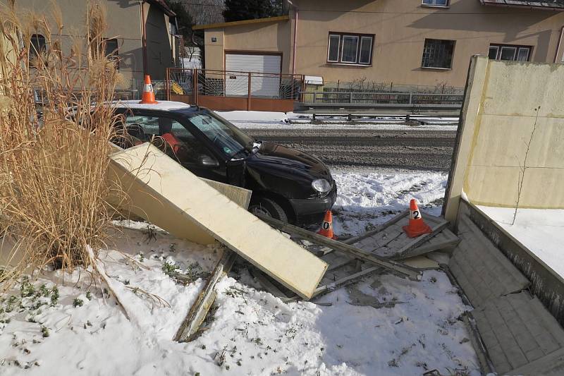 Dopravní nehoda ve čtvrtek 20. ledna 2022 ve Vlčicích.