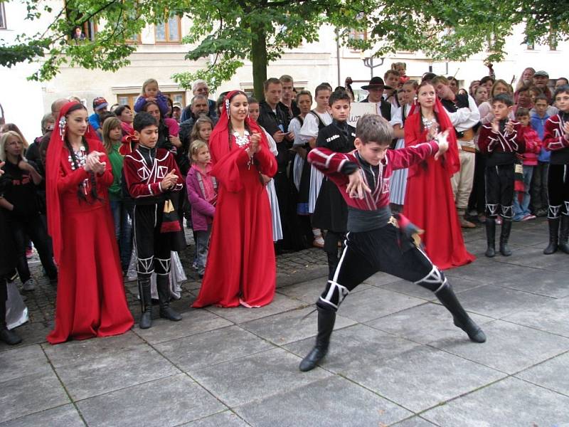 Čtyřiadvacátý ročník Mezinárodního folklorního festivalu v Šumperku 