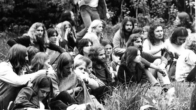 Undergroundový festival v roce 1985 na Třemešku  pořádaný na pětadvacáté narozeniny Antonína Mikšíka.