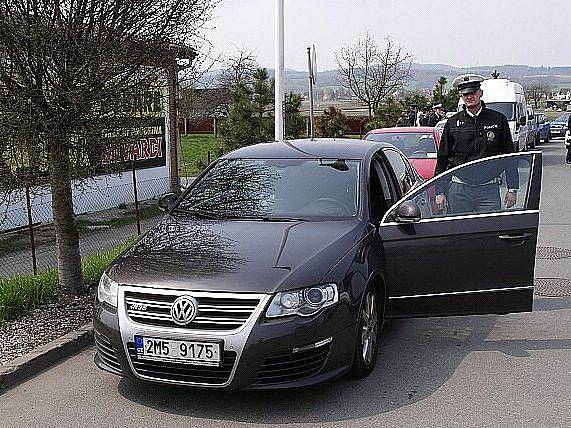 Policejní Passat R36