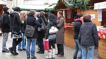 Vánoční trhy byli v pondělí 5. prosince zahájeny na šumperském Točáku