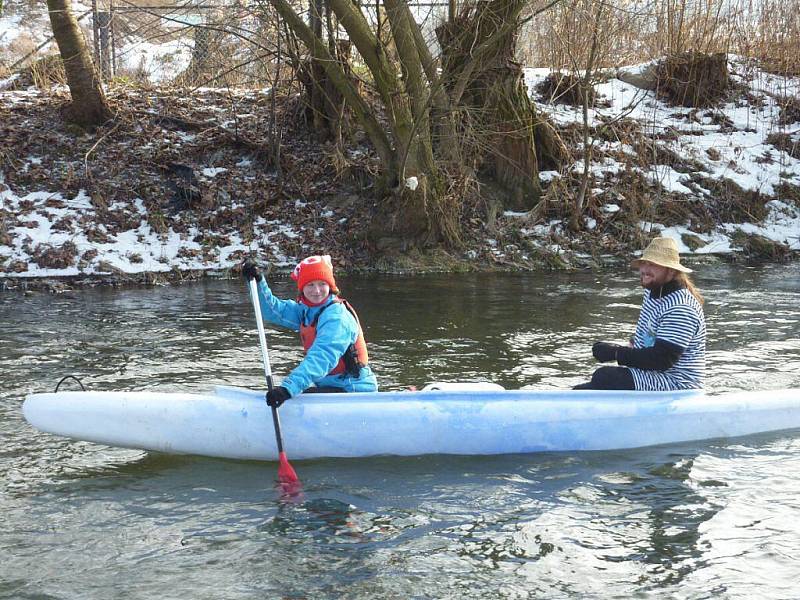 Vodáci sjížděli na Štěpána řeku Desnou