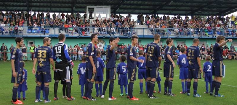 Fotbalový pohár: Mikulovice versus Sigma Olomouc.