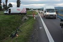 Nehoda na silnici I/44 u odbočky na Lukavici.