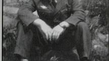 Rapotínský rodák, pilot Herbert Kos.