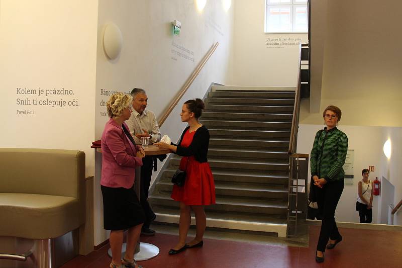 Slavnostní otevření nové knihovny v Šumperku.