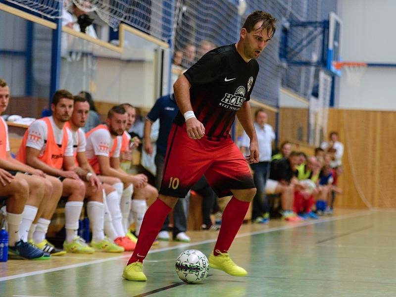 Zápas 1. kola FUTSAL ligy 2017/18. Jeseník v ostravské hale VŠB porazil Mělník 3:1.