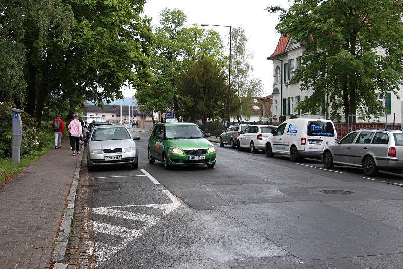 V roce 2020 se Fialova ulice stane provizorním autobusovým nádražím.