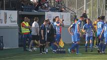 Fotbalisté Prostějova (v modrém) porazili Petřkovice 3:1