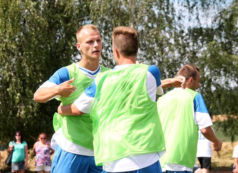 V Krumsíně se odehrál 22. ročník turnaje v malé kopané a vítězem se stal tým FC Pivo