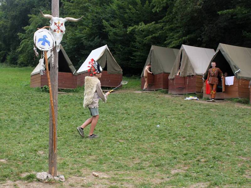 Indiánský tábor v Bělé nedaleko Kladek