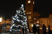 Vánoční strom na prostějovském náměstí TGM, listopad 2027