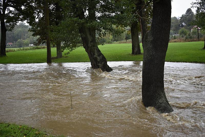 Říčka Romže u Běleckého mlýna pod Zdětínem. 14.10. 2020