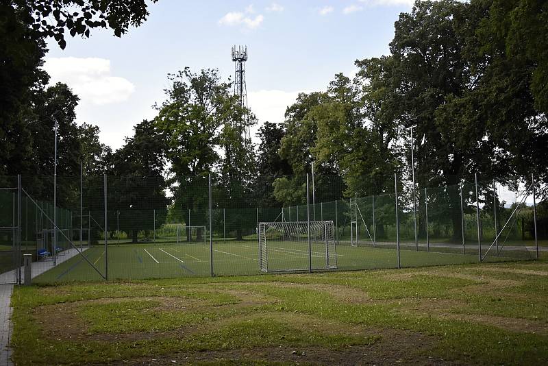 Čelechovice na Hané, Kaple a Studenec, to jsou místní části, ze kterých se skládá obec ležící přibližně šest kilometrů od Prostějova.