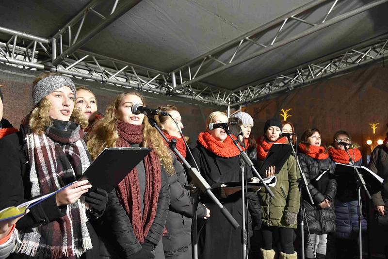 Česko zpívá koledy v Prostějově 2019
