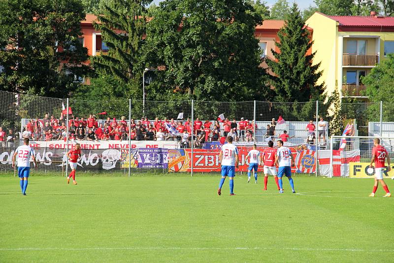 Prostějov ve druhé lize překvapivě porazil Brno 2:0. Fanoušci Brna přijeli v hojném počtu.