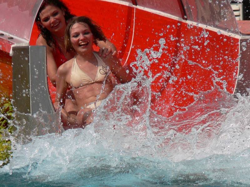 Prostějovský aquapark navštívilo ve čtvrtek 29. května mnoho lidí.