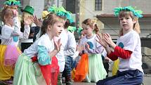 Vystoupení mateřských školek z Prostějova na velikonočním jarmarku