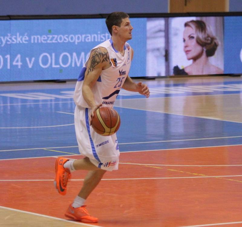 Prostějovští basketbalisté uzavřeli v sobotu základní část Mattoni NBL. V posledním zápase na domácí palubovce porazili Brno 91:76.  Pavel Slezák