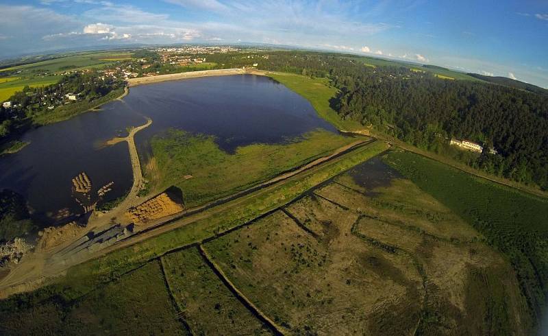 Plumlovská přehrada z výšky. 20.5.2013