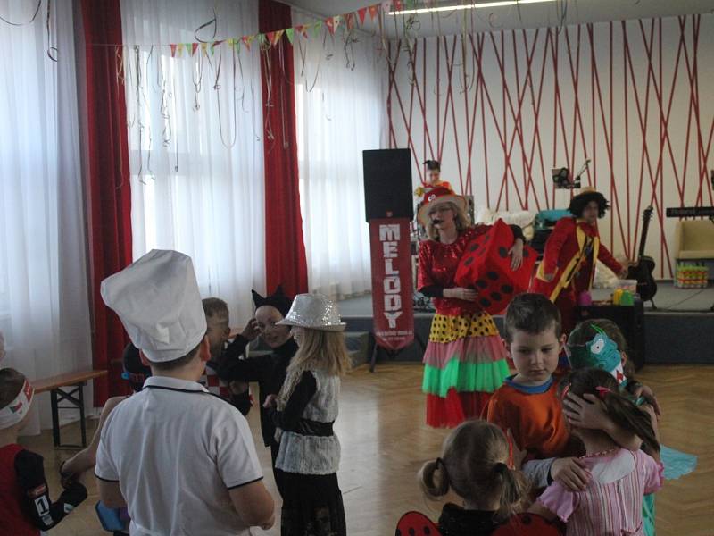 Držovice se bavily. V obecním domě se konal dětský karneval