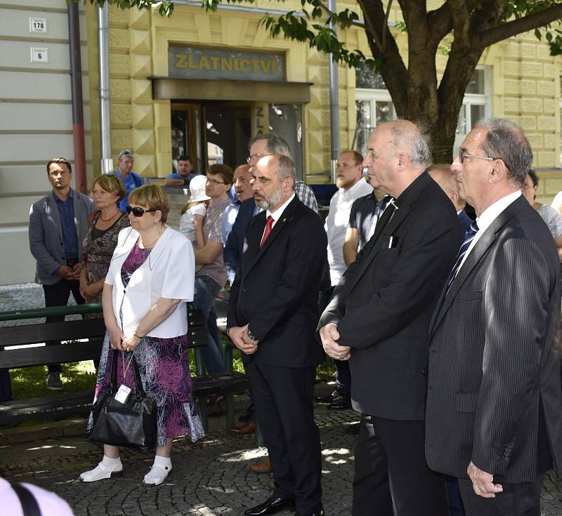 V Prostějově bylo uloženo dalších 13 Kamenů zmizelých. 25.6. 2020