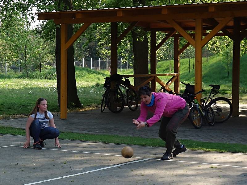 Prvomájové oslavy ve Vrchoslavicích ve sportovním duchu